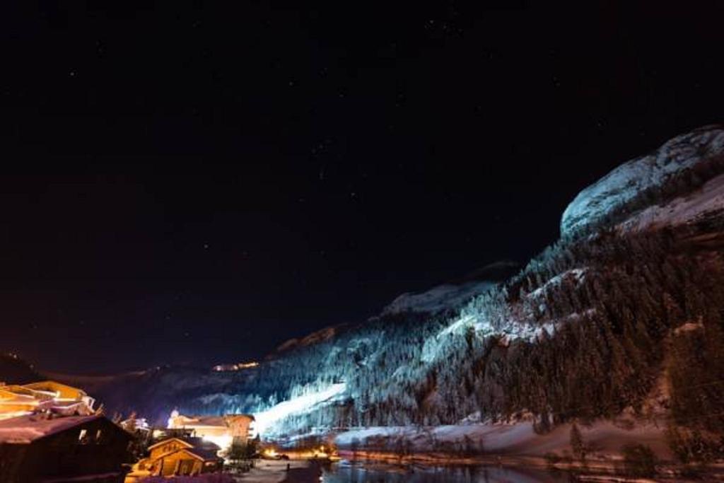 Chalet Chardons Hostel Tignes Exteriér fotografie